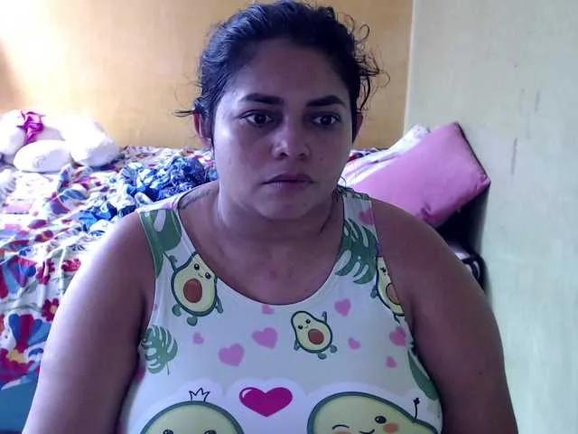 Offline mia-naughty on BongaCams