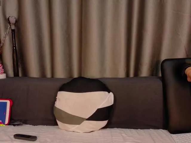 Offline Milforja on BongaCams