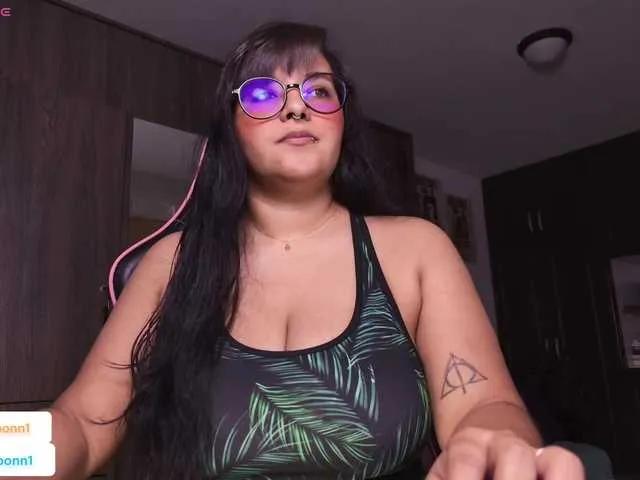 Offline MissMoonn on BongaCams