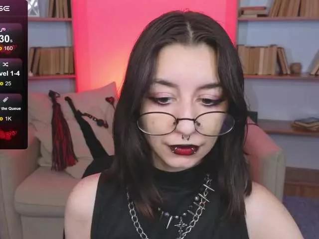 Offline MistressMarcelline on BongaCams