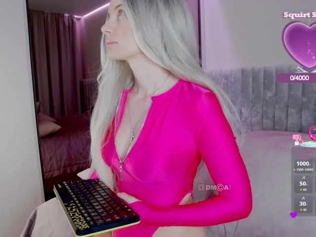 Offline Monika-22 on BongaCams