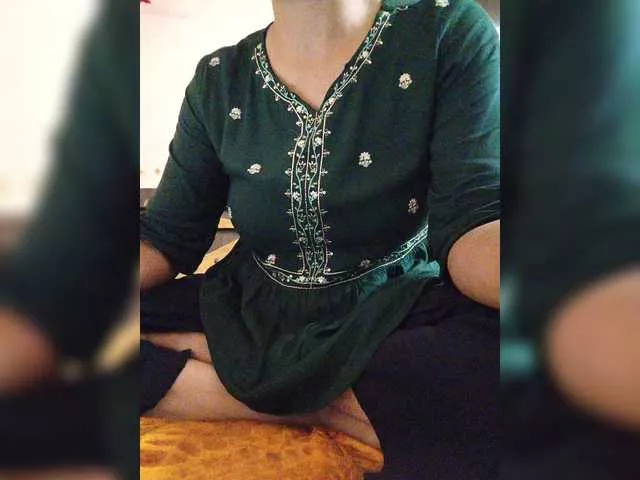 Offline ms-anika on BongaCams