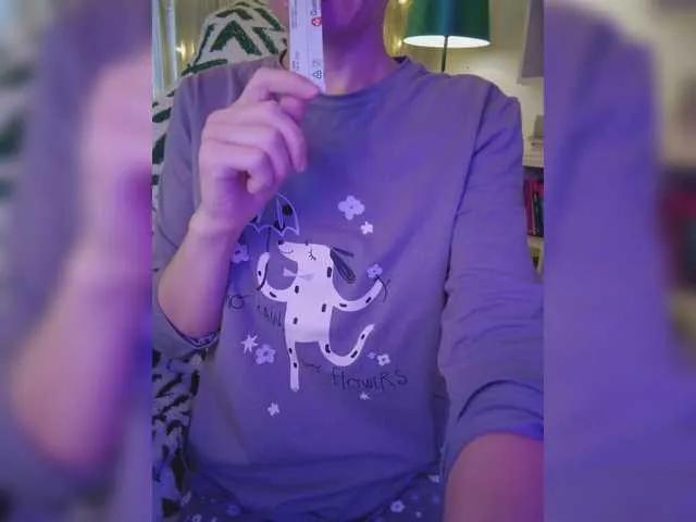 Freechat MyLittlegi on BongaCams