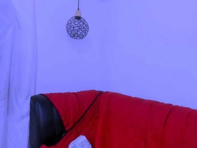 Freechat nahomy-ryans on BongaCams