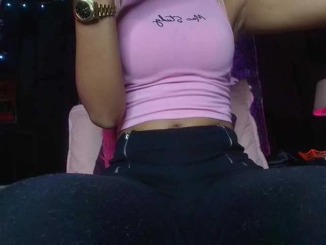 Freechat naomi-k on BongaCams