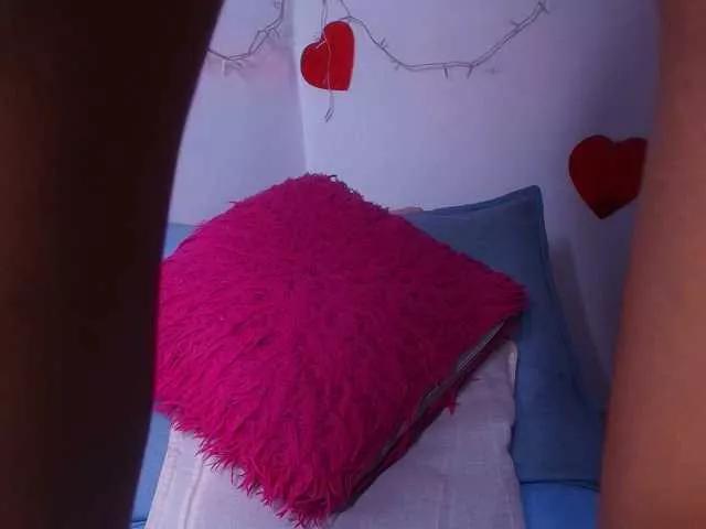 Freechat naomi-k on BongaCams