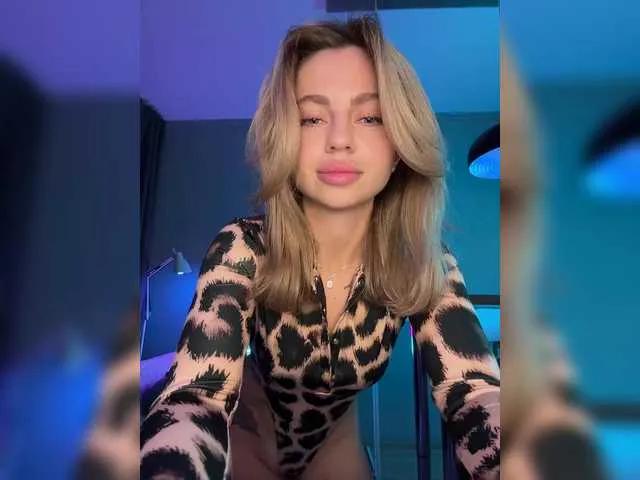 Offline Nataliecroys on BongaCams