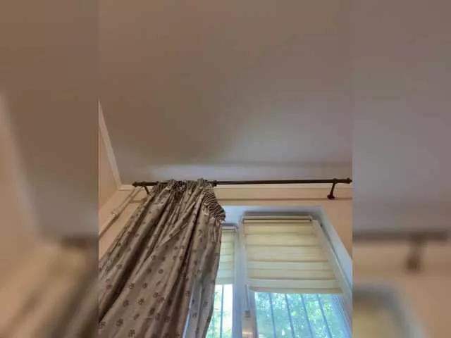 Offline Natalymoodhot on BongaCams