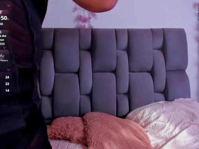 Offline NathaliaRodri on BongaCams