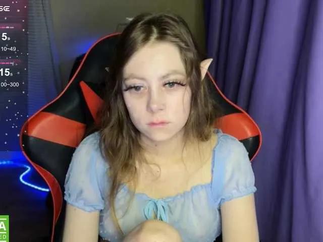 Offline Natural-babe666 on BongaCams