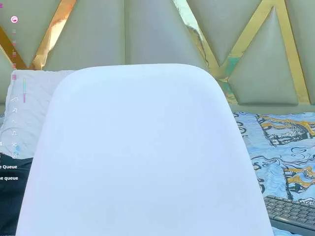 Offline naturalmoommy on BongaCams