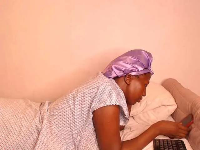 Offline NawtyLezi696 on BongaCams