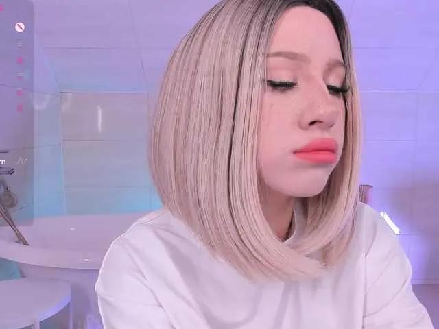 Offline Necucubi on BongaCams