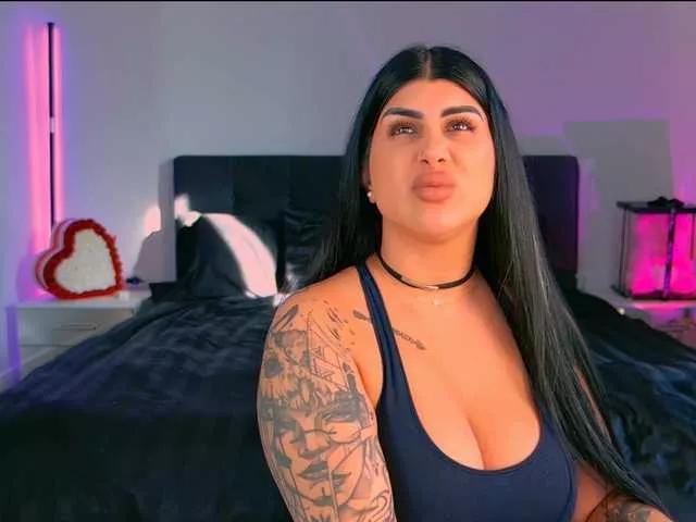 Offline NinaRosee on BongaCams