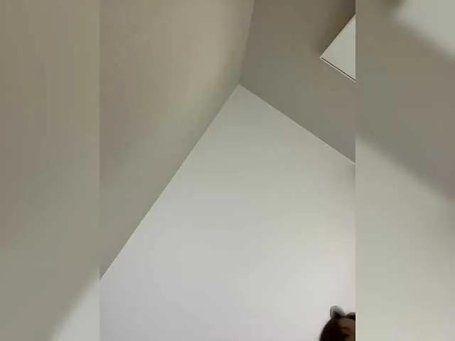 Offline OlivkaVif on BongaCams