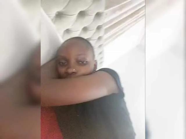 Offline petiteebony on BongaCams