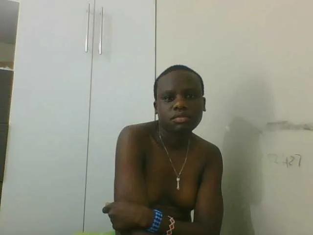 Freechat Petitegoddess on BongaCams