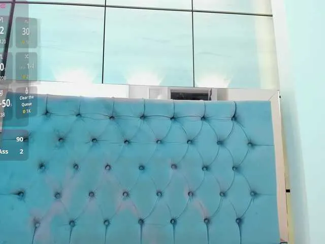 Offline PocahontasPow on BongaCams