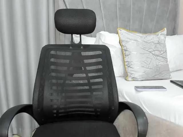 Offline pretty-canella on BongaCams