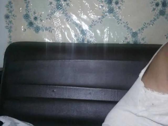 Freechat Pussy01lips on BongaCams