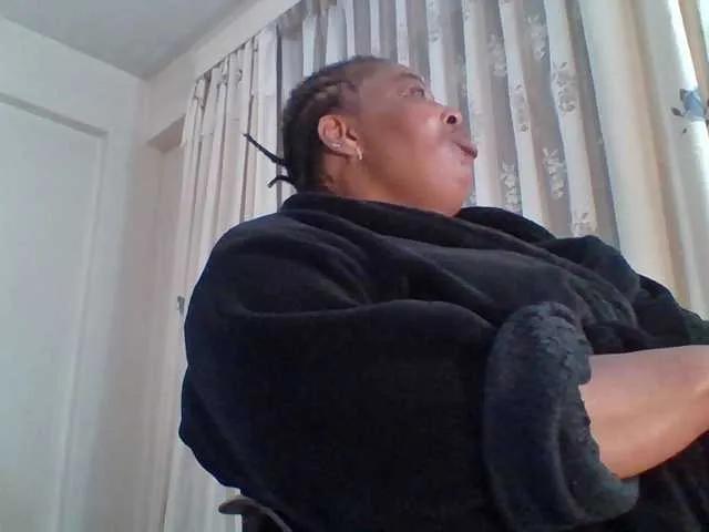 Offline pussylips53 on BongaCams