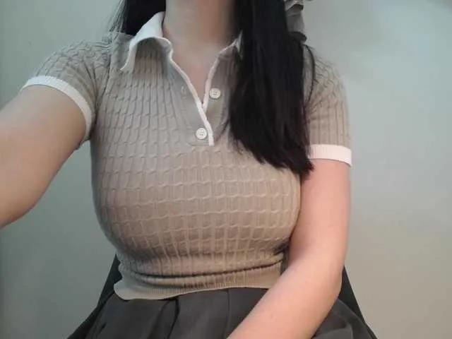 Offline QueenHot92 on BongaCams