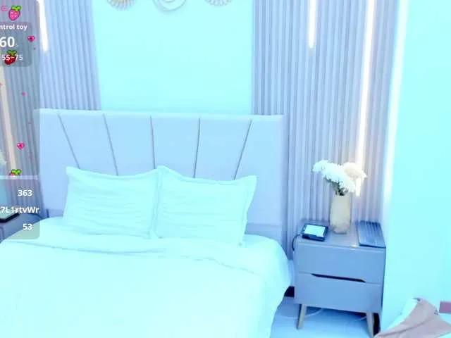 Freechat RachellJamess on BongaCams