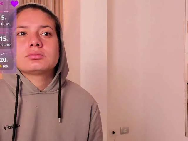 Freechat RachellJamess on BongaCams