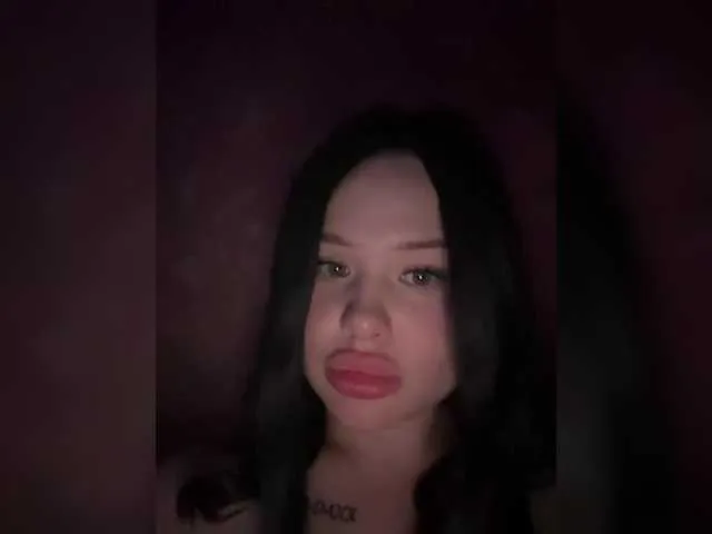 Freechat RedTobacco on BongaCams