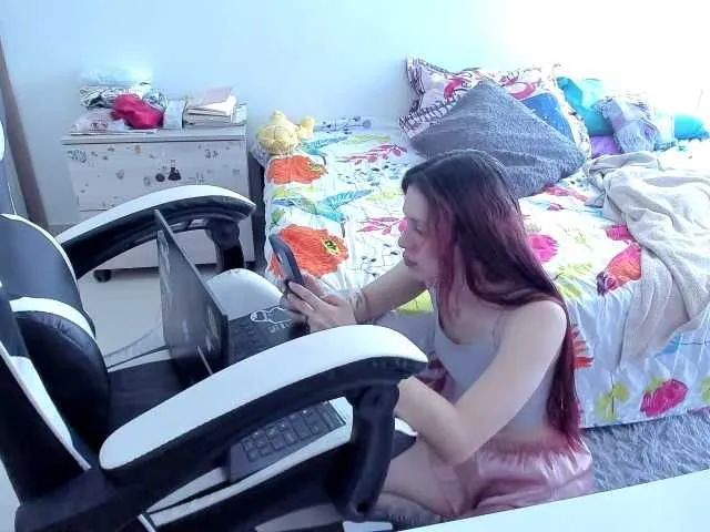 Offline RevySadashiTrue on BongaCams