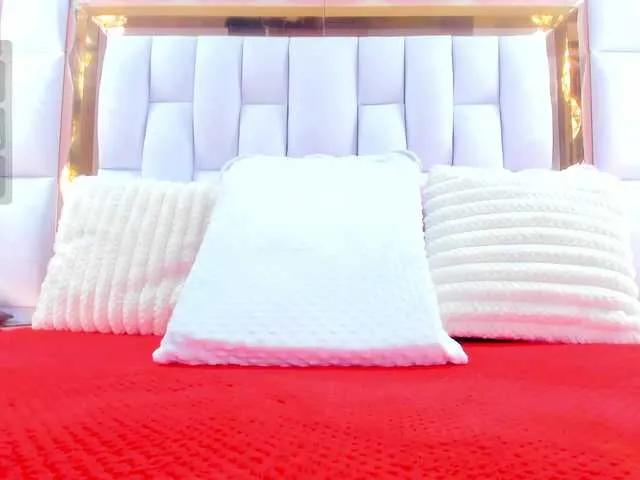 Offline RileySweet on BongaCams