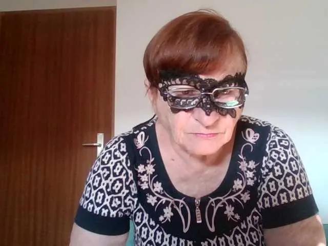 Offline RomachkaT on BongaCams