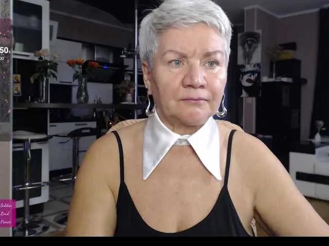 Offline roxana-brooks on BongaCams