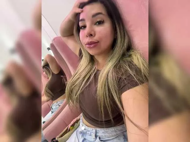 Freechat sabrinacherry on BongaCams