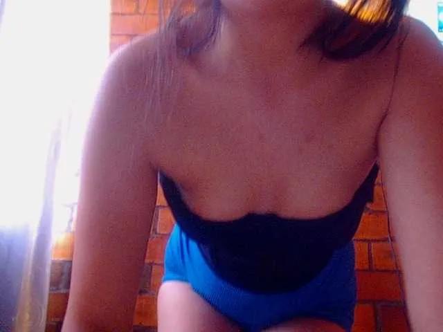 Offline Sabrinav on BongaCams