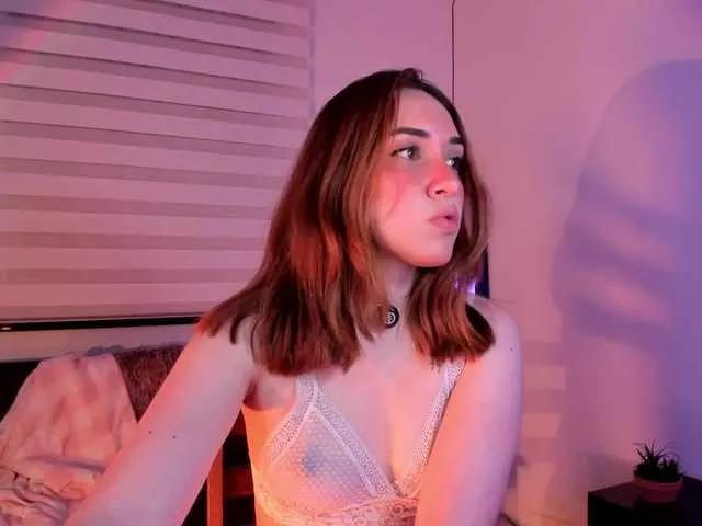 Offline SarahCastillo on BongaCams