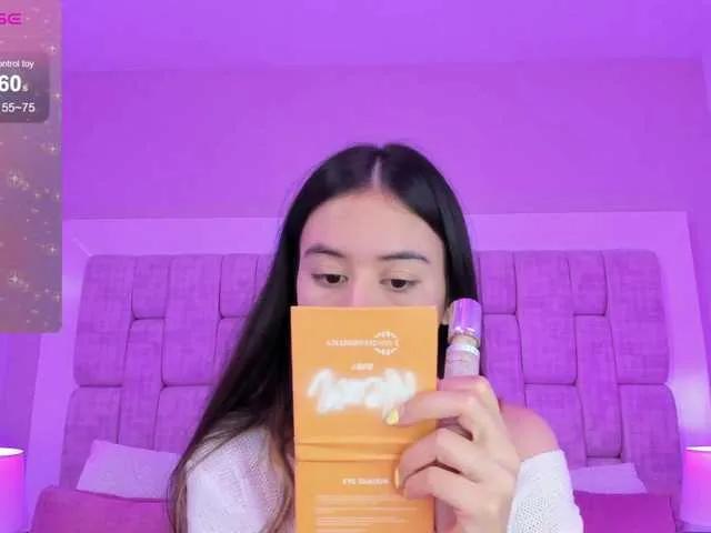 Offline SashaCollinss on BongaCams