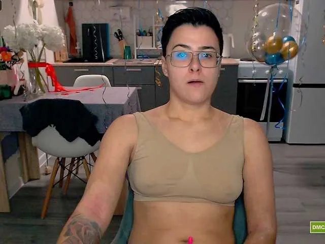 Offline Sashanotfound on BongaCams