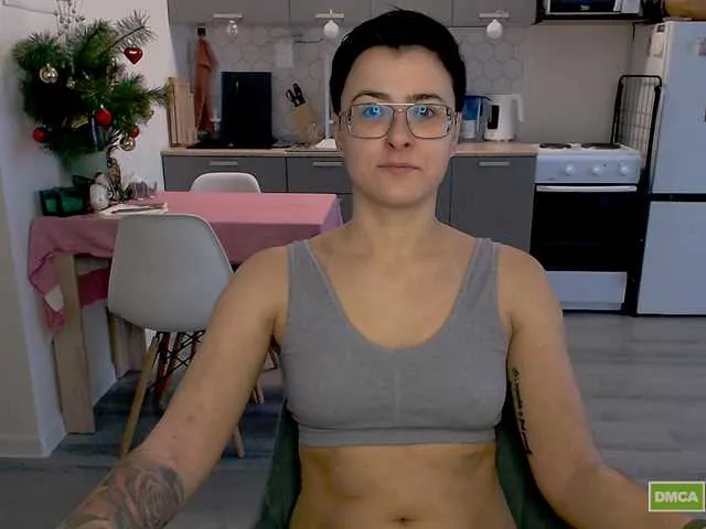 Offline Sashanotfound on BongaCams