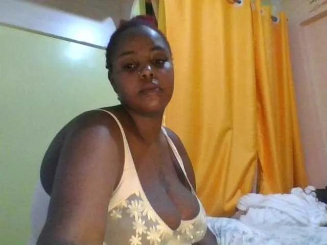 Offline sauccyspoilage on BongaCams