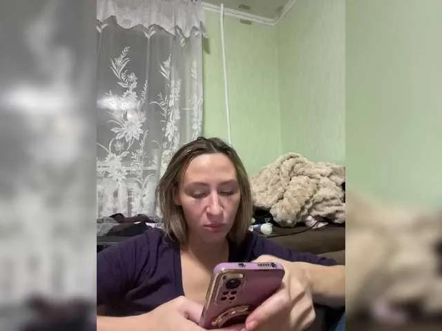 Offline Saveta on BongaCams