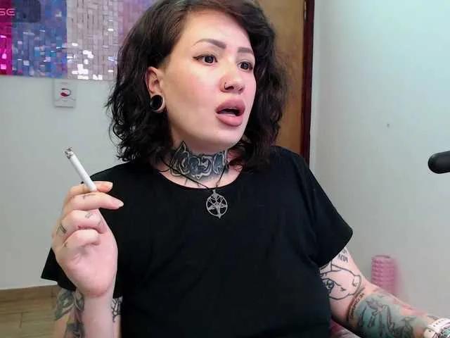 Offline SenoritaDakota on BongaCams