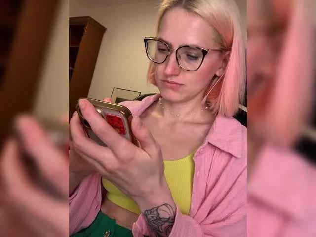 Offline Sexy-Sweets on BongaCams