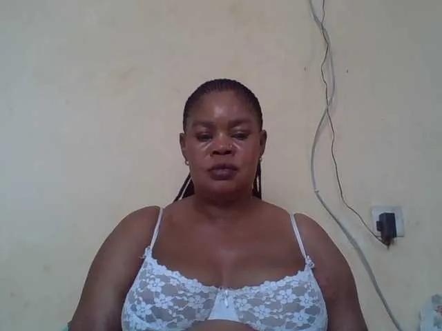 Freechat Sexydove on BongaCams