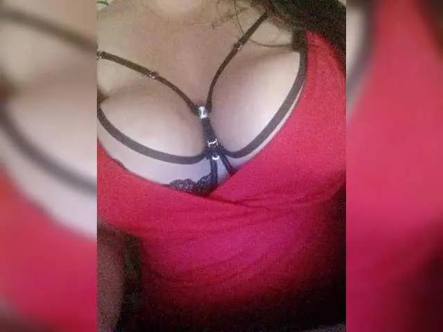 Offline sexykucka on BongaCams