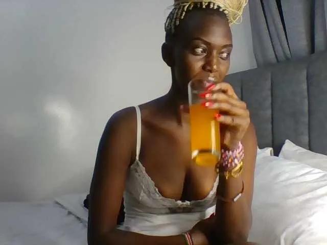 Offline Sexymaya22 on BongaCams