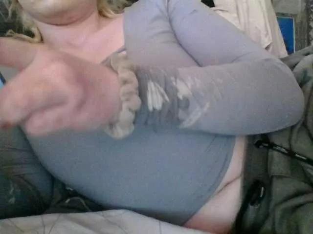 Offline sexysapphirexo on BongaCams