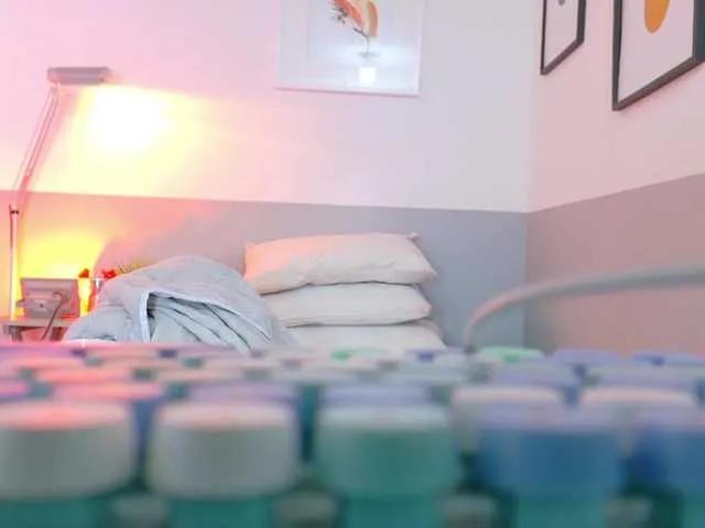 Offline skinnyprinces on BongaCams