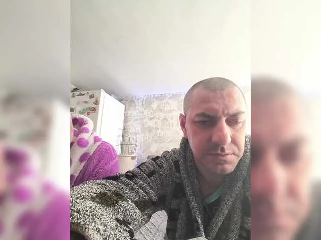 Offline Sladkay-Parochka35 on BongaCams