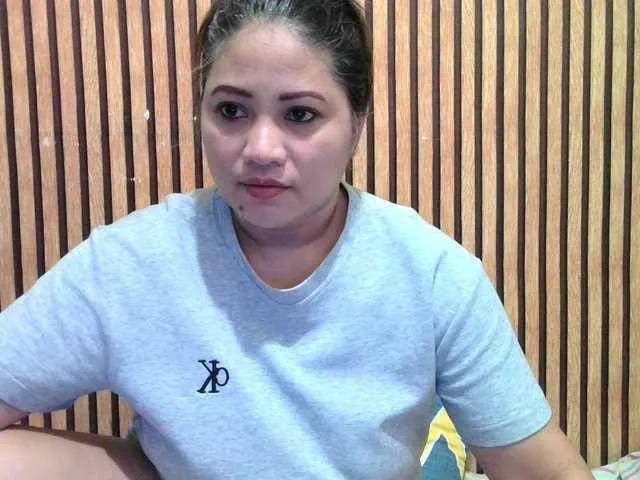 Offline soffia-mae on BongaCams